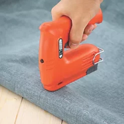 Tacwise 1564 12mm 4V 1 x 1.3Ah Li-Ion Hobby Cordless Stapler -Collated Nails Shop 647JP A2