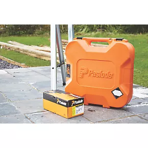 Paslode IM65A F16 63mm 7.4V 1 x 2.1Ah Lithium Second Fix Cordless Gas Nail Gun 5 Paslode IM65A F16 63mm 7.4V 1 x 2.1Ah Lithium Second Fix Cordless Gas Nail Gun - Image 5